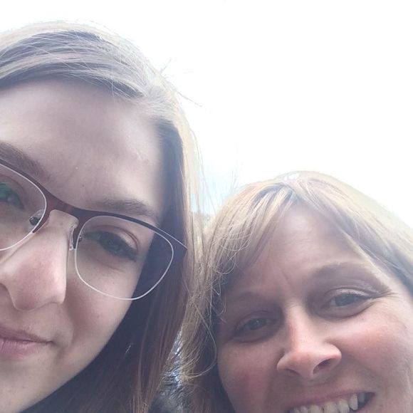 Meet your Posher, Kim - Picture 1 of 1